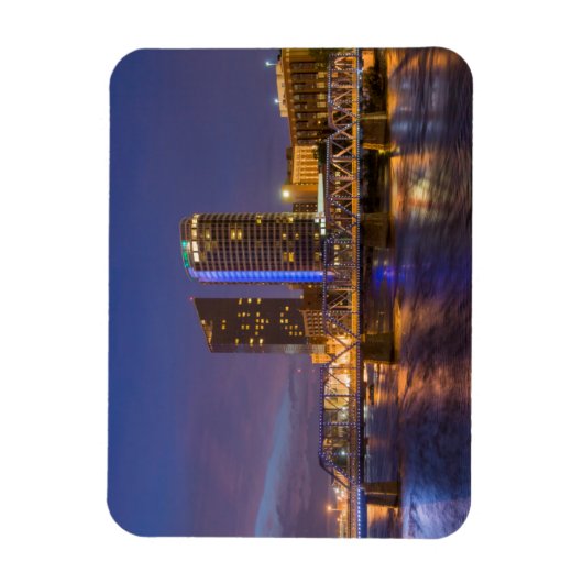 Skyline in Dusk, op de Grote rivier Magneet (Verticaal)