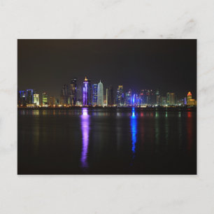 Skyline of Doha, Qatar 's nachts briefkaart