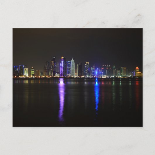 Skyline of Doha, Qatar 's nachts briefkaart (Voorkant)