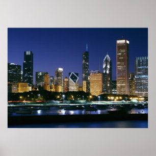 Skyline of Downtown Chicago 's nachts Poster