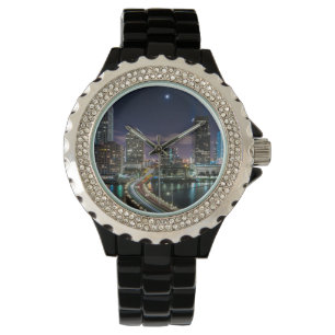 Skyline of Miami city with bridge at night Horloge