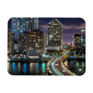 Skyline of Miami city with bridge at night Magneet