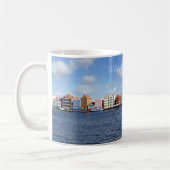 Skyline of Willemstad Koffiemok (Links)