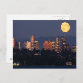 Skyline van Bellevue uit het meer van Washington i Briefkaart (Voorkant / Achterkant)