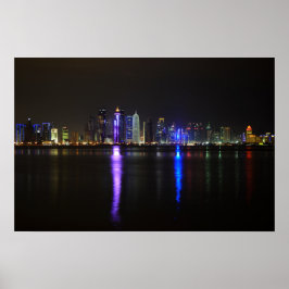 Skyline van Doha, Qatar 's nachts poster