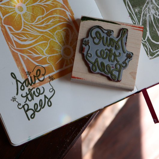 Sla de bijen op rubberstempel