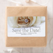 Sla de Date Verloving ring en roos op Etiket (Insitu)