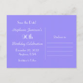 Sla de datum 90ste verjaardagsfeestje op, Paarse A Aankondigingskaart (Achterkant)