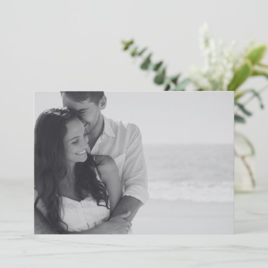 Sla de datum aangepaste foto en tekst op save the date (Staand voorkant)