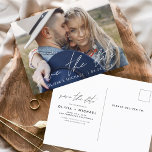 Sla de datum Boho minimalistische foto modern op Briefkaart<br><div class="desc">Leg de essentie van je liefdesverhaal vast met ons Save the Date Boho Minimalist Photo Modern Briefkaart. Dit briefkaart is een mix van hedendaags minimalisme en bohemien charme, waardoor het de perfecte keuze is voor het aankondigen van uw aanstaande bruiloft. Met uw gekoesterde verlovingen foto, wordt dit briefkaart een tastbare...</div>