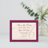 Sla de datum Elegant Monogram Maroon Briefkaart (Staand voorkant)