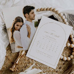 Sla de datum kalender minimale boog fotokaart op save the date<br><div class="desc">Deze minimale en moderne save the date bruiloft aankondiging fotokaart is de perfecte manier om uw vrienden en familie te informeren over uw aanstaande bruiloft. Om de ring naar je trouwdatum te verplaatsen,  selecteer je de knop 'bewerken met ontwerpgereedschap' of stuur je een bericht voor hulp.</div>