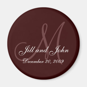 Sla de datum magneet voornamen en Initialen Brow