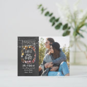 Sla de datum Mason Jar Slingerlichtjes Boho Foto Aankondigingskaart (Staand voorkant)