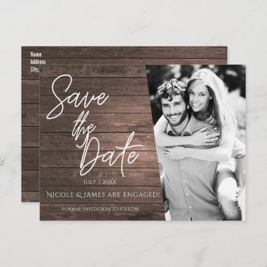 Sla de datum Modern Script rustieke houten foto Aankondigingskaart (Voorkant / Achterkant)