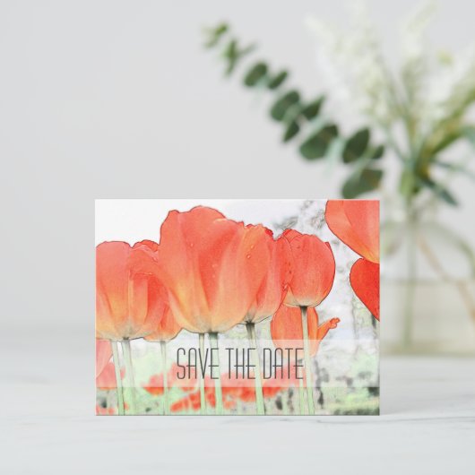 Sla de datum op, rode tulp bloemen foto aankondigingskaart (Staand voorkant)