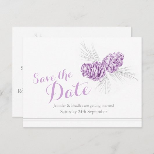 Sla de datum op winter dennenappels paarse bruilof aankondigingskaart (Voorkant / Achterkant)
