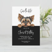 Sla de datum Yorkshire Terrier 1e verjaardag op Save The Date (Staand voorkant)