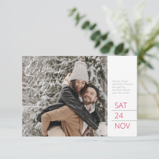 Sla de datumfoto rode grijze witte dennenappel kun save the date (Staand voorkant)