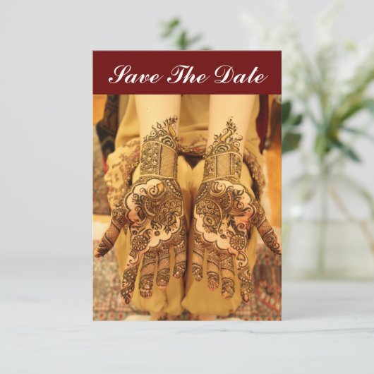 Sla de datumkaarten op met Henna op handen Save The Date (Staand voorkant)