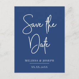 sla het datummanuscript op klassiek blauw op aankondigingskaart