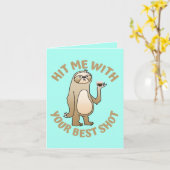 Sla me met je beste schot - Coffee Pun Greeting Kaart (Gele Bloem)