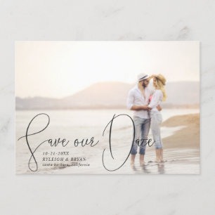 Sla ons datumverfijnde lijnenvloeiend penscript op kaart