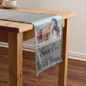 Sla onze Wilde Paarden Table Runner op Medium Tafelloper (Voorbeeld)