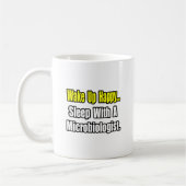 Slaap met een microbioloog koffiemok (Links)