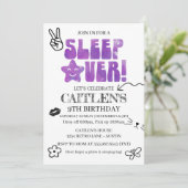 Slaap over verjaardagsfeestje Retro Doodles Paarse Kaart (Staand voorkant)