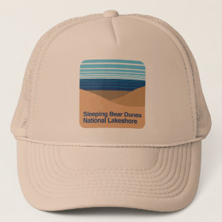 Slaapend Beer Dunes National Lakeshore Trucker Pet