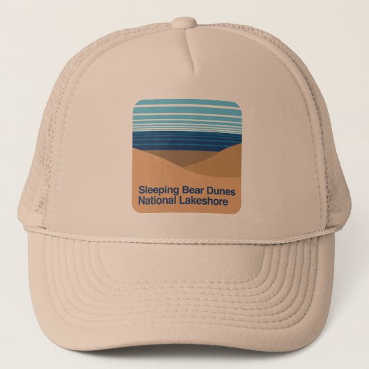 Slaapend Beer Dunes National Lakeshore Trucker Pet (Voorkant)
