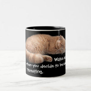 Slaapende Ginger Cat Funny Wake' Quote Tweekleurige Koffiemok