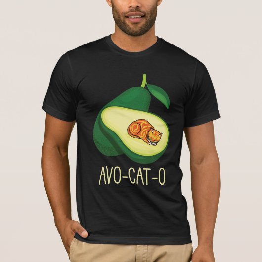 Slaapende kat Avocado Cute Vegetable Animal Pun T-shirt (Voorkant)
