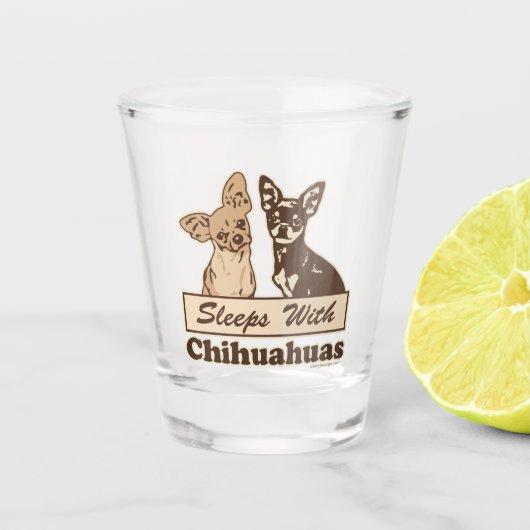 Slaapjes met Chihuahuas Shot Glas (Voorkant)