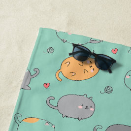 Slaappatroon met knuffelkat en coole kleuren strandlaken