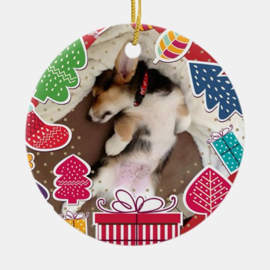 Slaapse kerstkerst Corgi Puppy Keramisch Ornament (Voorkant)