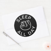 Slaapstand de hele dag ronde sticker (Envelop)