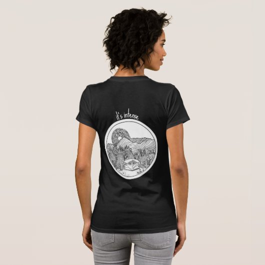 Slaapt buiten. Het is intens. Camping T-shirt (Achterkant volledig)