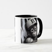 Slag om honkbal met pet en bal. mok (Voorkant rechts)