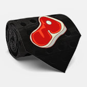 Slagersbiefstuk; zwart stropdas (Opgerold)