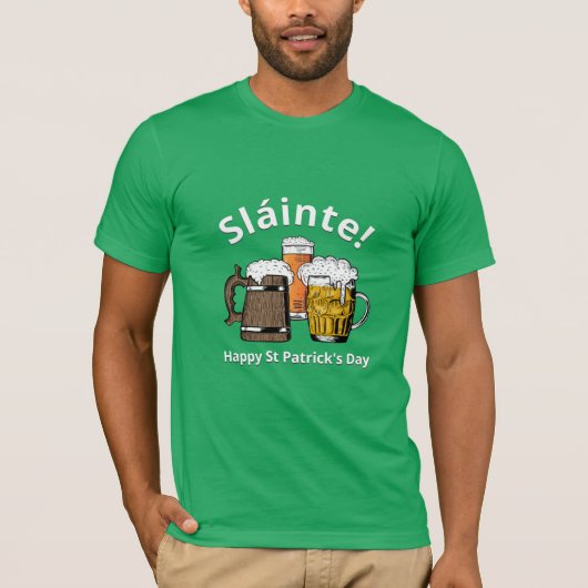Sláinte! HAPPY ST PATRICK'S DAY Cartoon Beers T-shirt (Voorkant)