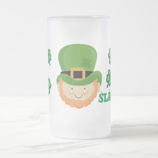 Sláinte! Ierse leprechaun en shamrocks Matglas Bierpul (Center)