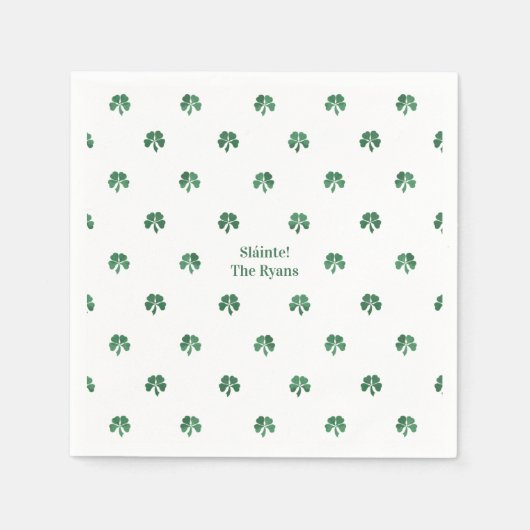 Sláinte Lucky Shot Painterly Clover Ierse bruiloft Servet (Voorkant)