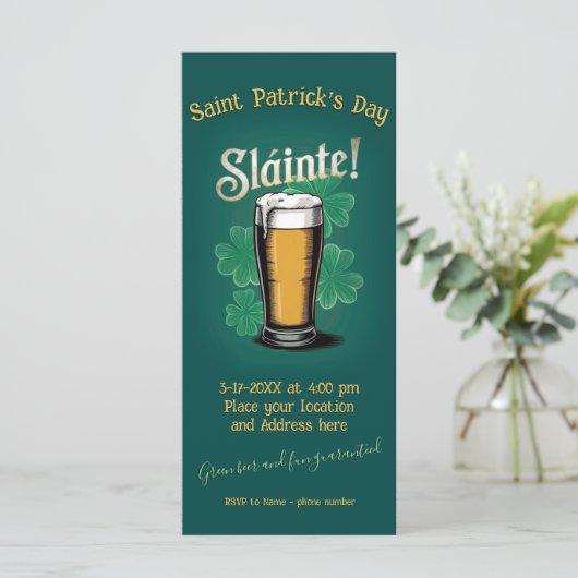 Slàinte! Saint Patrick's Day Pint van bier op groe (Staand voorkant)