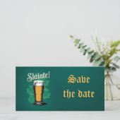 Slàinte! Saint Patrick's Day Pint van bier op groe Save The Date (Staand voorkant)