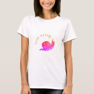 Slak in grafische stijl t-shirt