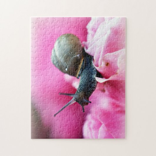 Slak op bloem dicht bij elkaar, Jigzaag Puzzle Legpuzzel (Verticaal)