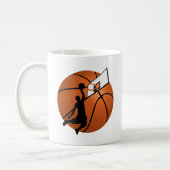 Slam Dunk Basketball Player met Hoop op Ball Koffiemok (Links)