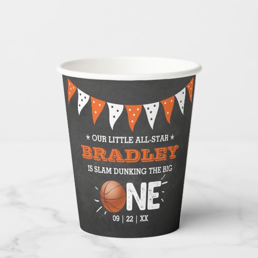 Slam Dunking the Big One | Basketball 1e verjaarda Papieren Bekers (Achterkant)